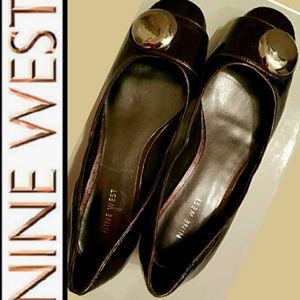 NINE WEST FLAT SHOES